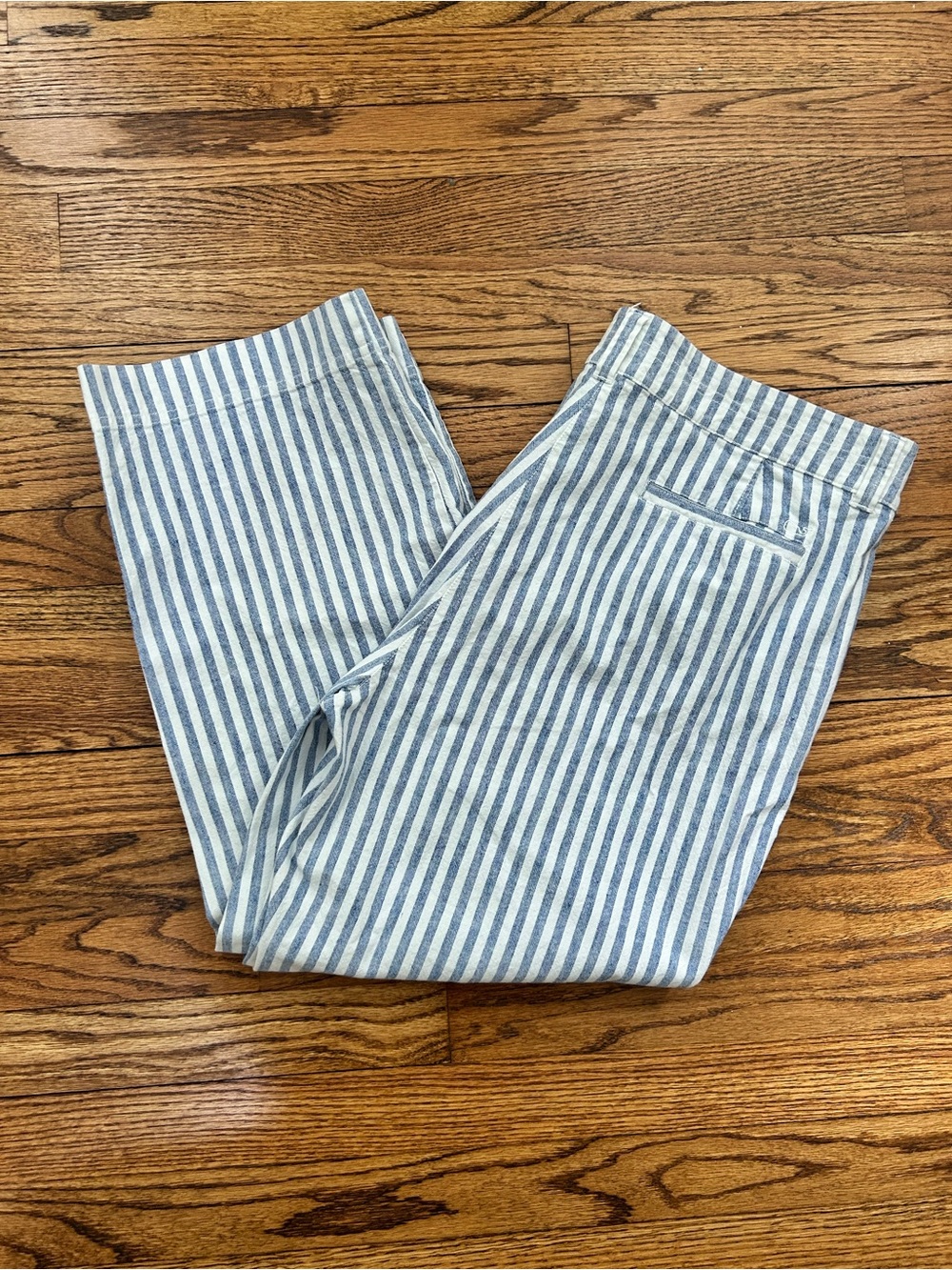 Vineyard Vines Blue and White Striped Chinos
